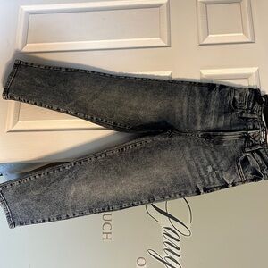 Super high rise capris